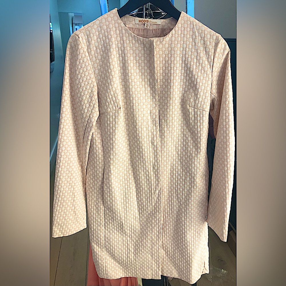 MODIS Women’s Midi Length Coat With Snap Buttons Light Pink and Cream (XS)
